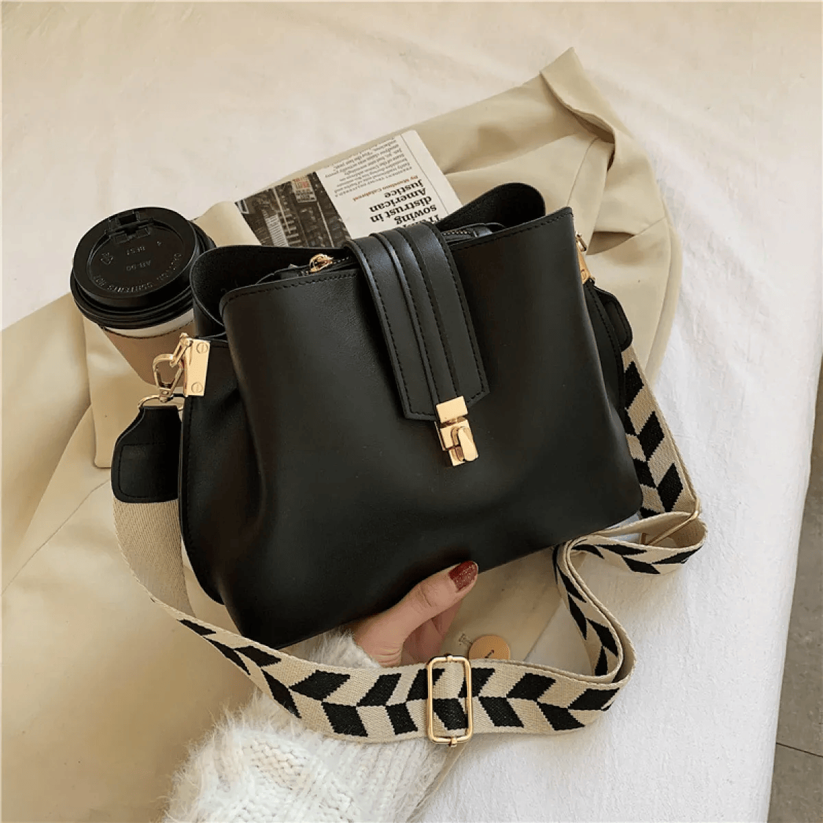 Baglo Brown Wide Shoulder Strap Bucket Bag Single Shoulder Bag